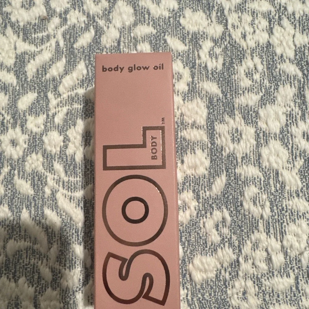 ColourPop SOL Body Glow Oil GOLDEN New In Box 0.88 fl oz Shimmer champagne